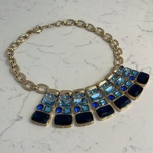 BANANA REPUBLIC STATEMENT NECKLACE 18”